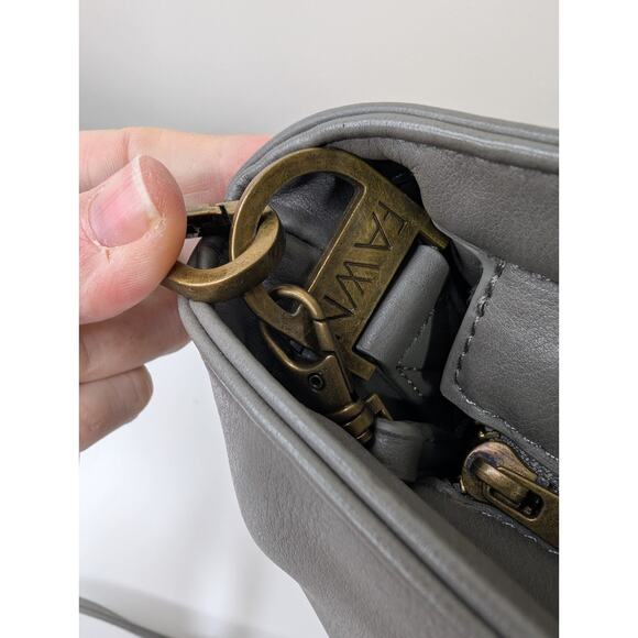 Fawn Design Purse Bag Tote Crossbody Gray Faux Leather - Picture 3 of 10